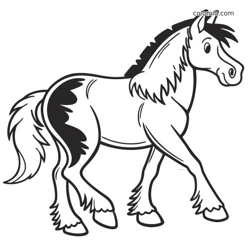 Un cheval tinker en style dessin animé, avec de grandes taches, une crinière épaisse, des fanons et une posture en marche.