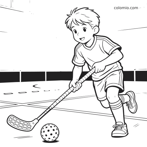 Cena em preto e branco de um menino correndo em quadra interna e conduzindo a bola com o taco de floorball.